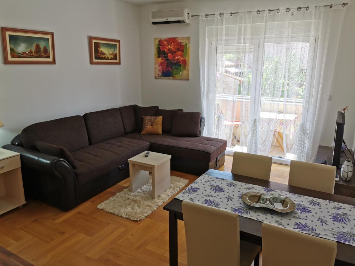 Apartments Mara Cres Luaran gambar