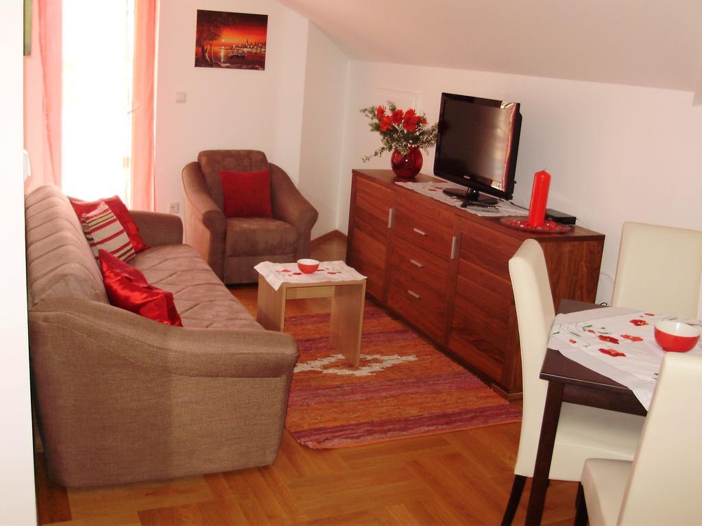 Apartments Mara Cres Bilik gambar