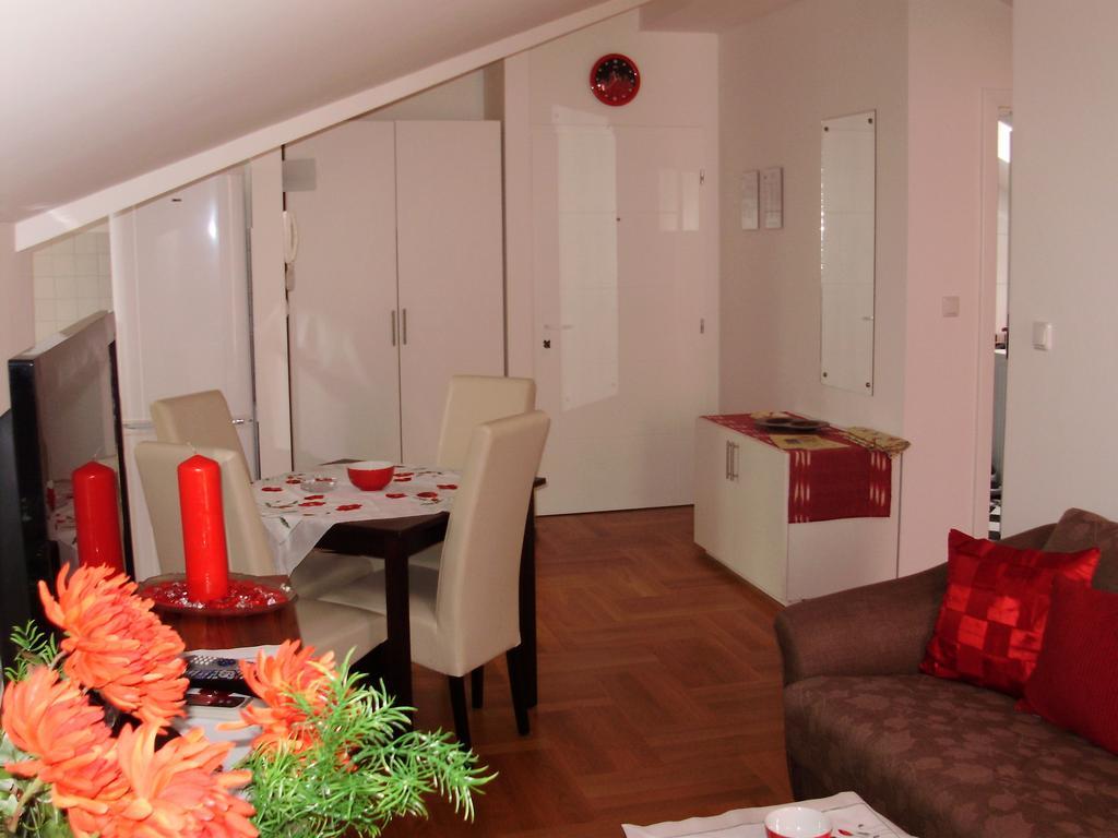 Apartments Mara Cres Bilik gambar